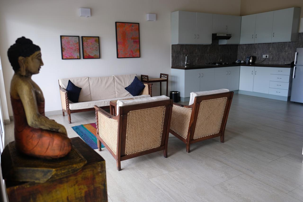 Twenty-Two Weligambay Hotel Weligama Exterior photo