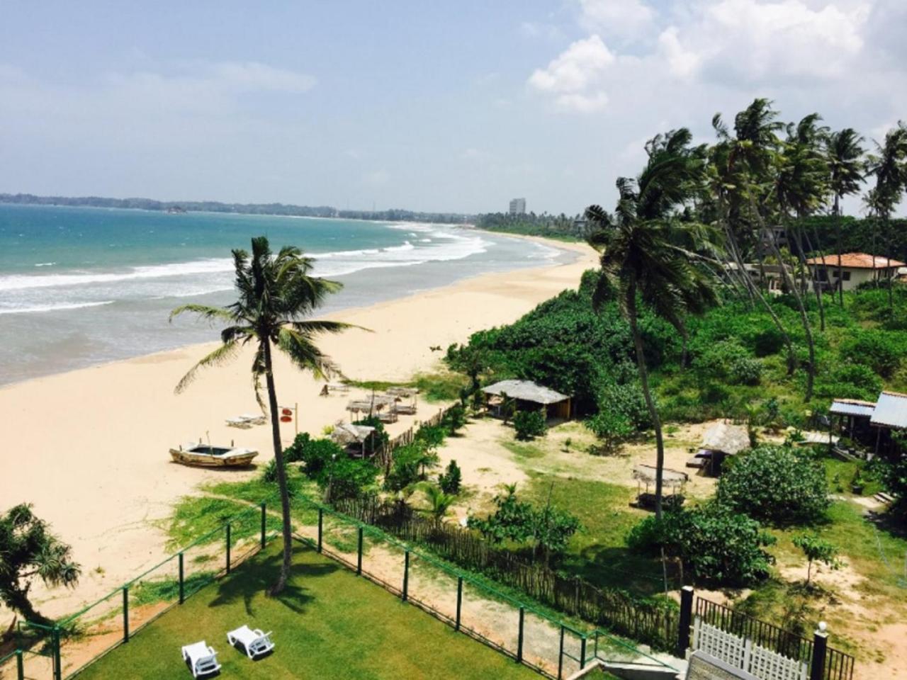 Twenty-Two Weligambay Hotel Weligama Exterior photo